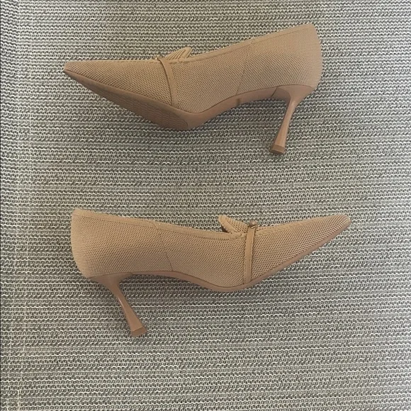 Practically 🆕 COSY ISLAND Tan Comfortable Women's pumps Size 8-  fits like 8.5 - Picture 2 of 8